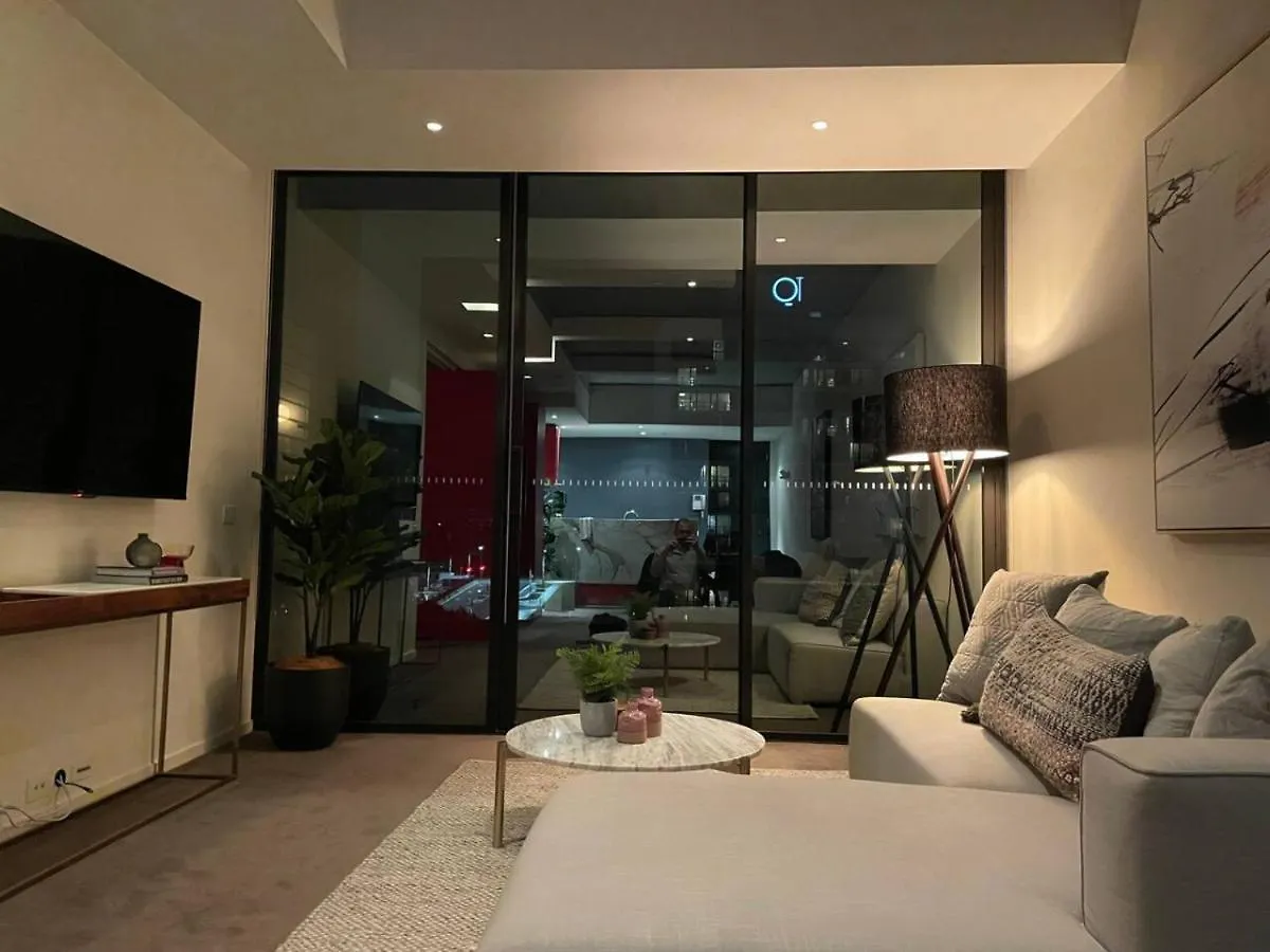 Luxury Apartment In Popular Newacton Precinct-City Canberra
